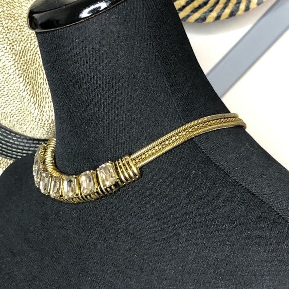 NECKLACE - Picture 3 of 8